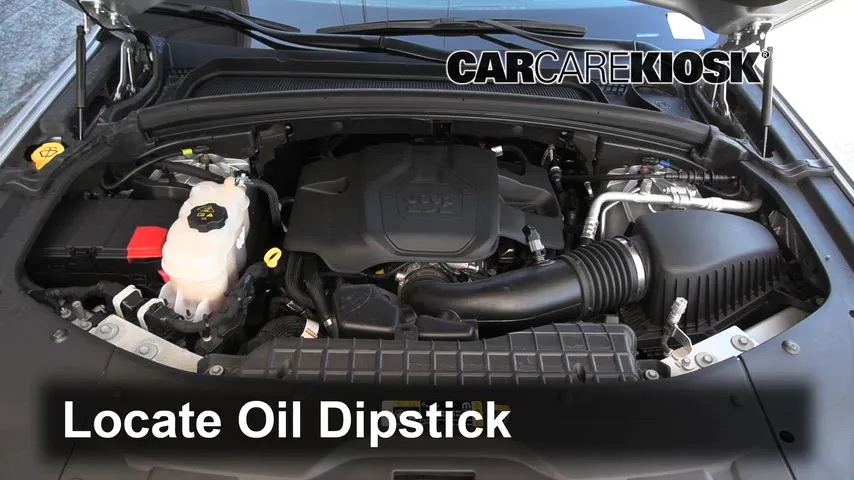 2022 Jeep Grand Cherokee Summit 5.7L V8 Oil Check Oil Level